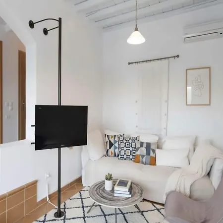 3-bed In Appartement Ano Mera