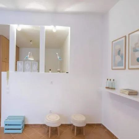 3-bed In * Ano Mera